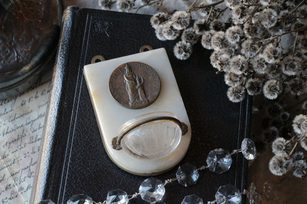 インテリアに素敵な聖水入れ フランスアンティークインテリア雑貨