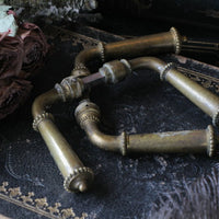 ずっしりとした重さを感じる真鍮ドアハンドル　フランスアンティークインテリア雑貨