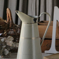 ぽってりとした感が魅力のエナメルフレンチジャグ　フランスアンティークインテリア雑貨