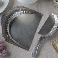 エレガントなデザインが素敵なダストパンセット　フランスアンティークキッチン雑貨