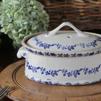 清潔感とあたたかみ感じるテリーヌポット（鍋）　フランスアンティーク陶器