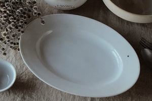 料理映えしそうな白オーバル皿　フランスアンティーク食器
