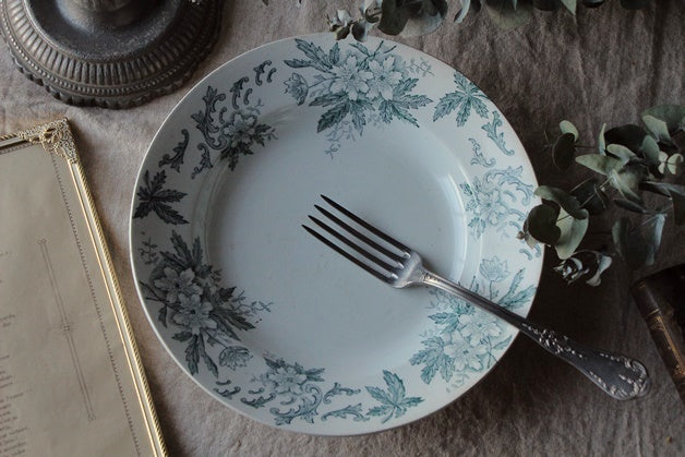 はかない恋のイメージ、ジアン窯アネモネ柄のプレート（皿）　フランスアンティーク食器
