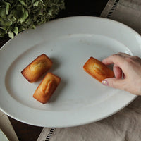 クレイユモントロー窯白のオーバルプレート（35x24cm）　フランスアンティーク食器