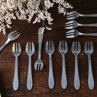 8本あり！シンプルなオイスター（牡蠣）用13cmフォーク　フランスアンティークカトラリー